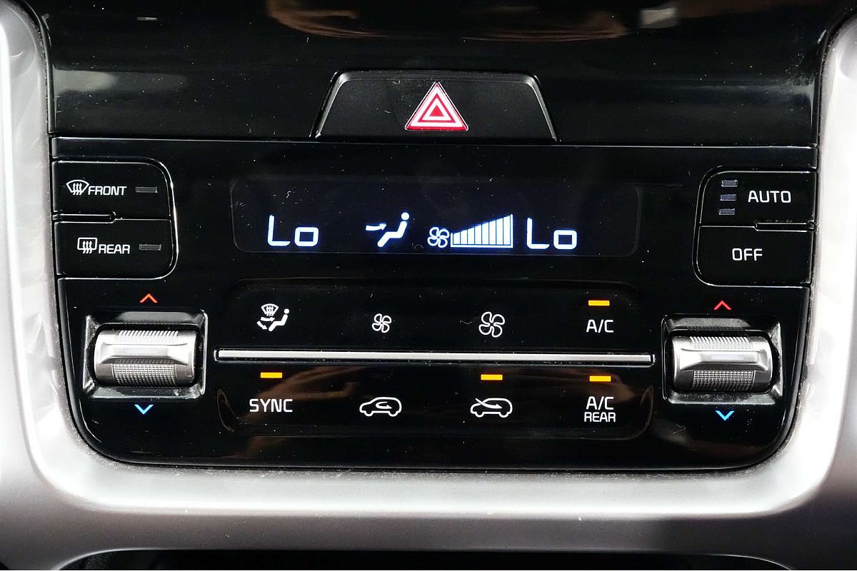 2022 Kia Sorento Sport MQ4