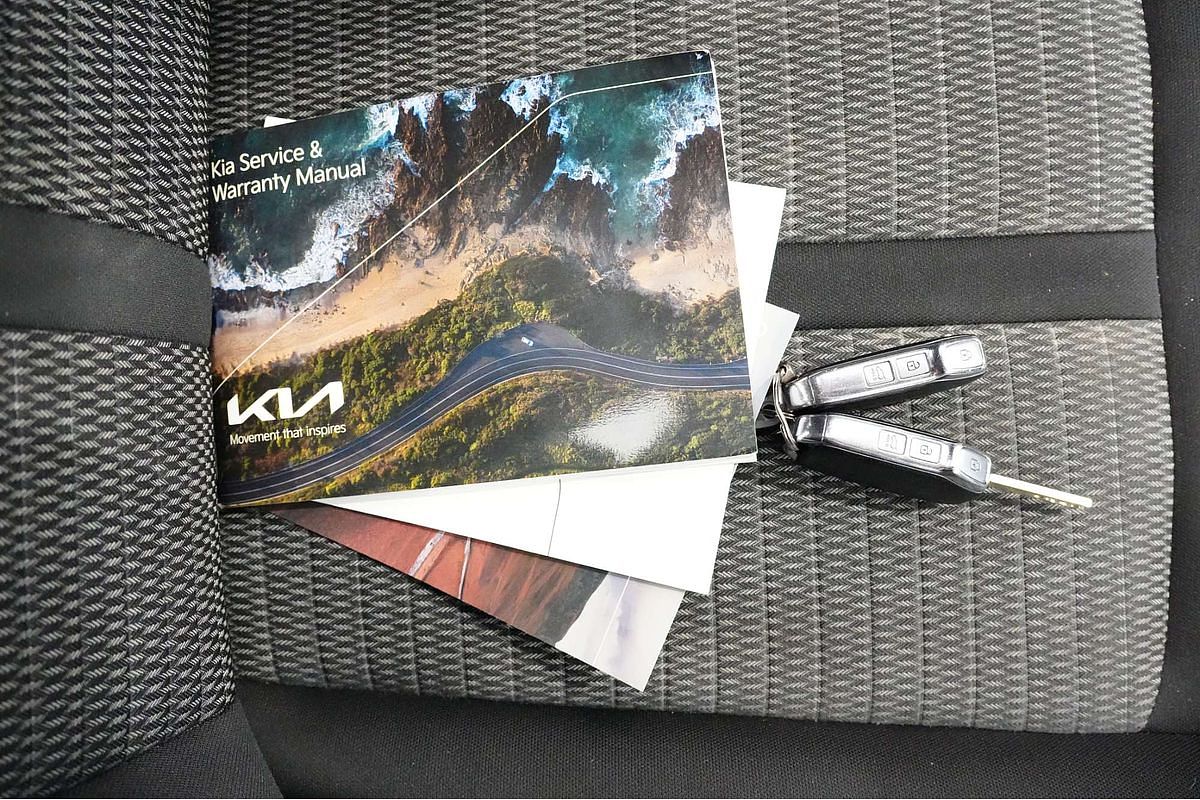 2022 Kia Sorento Sport MQ4