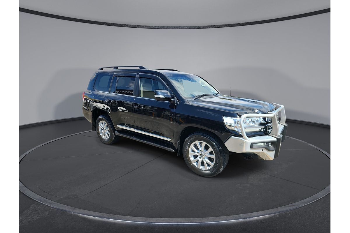 2016 Toyota Landcruiser Sahara VDJ200R