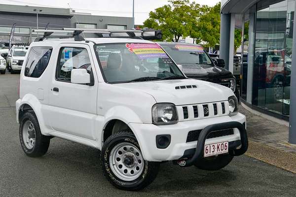 2015 Suzuki Jimny Sierra SN413 T6