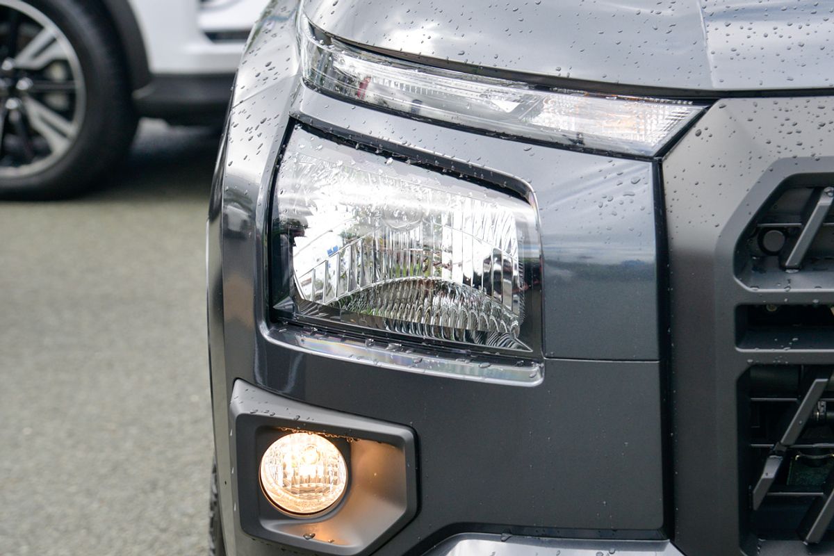 2025 Mitsubishi Triton GLX MV 4X4