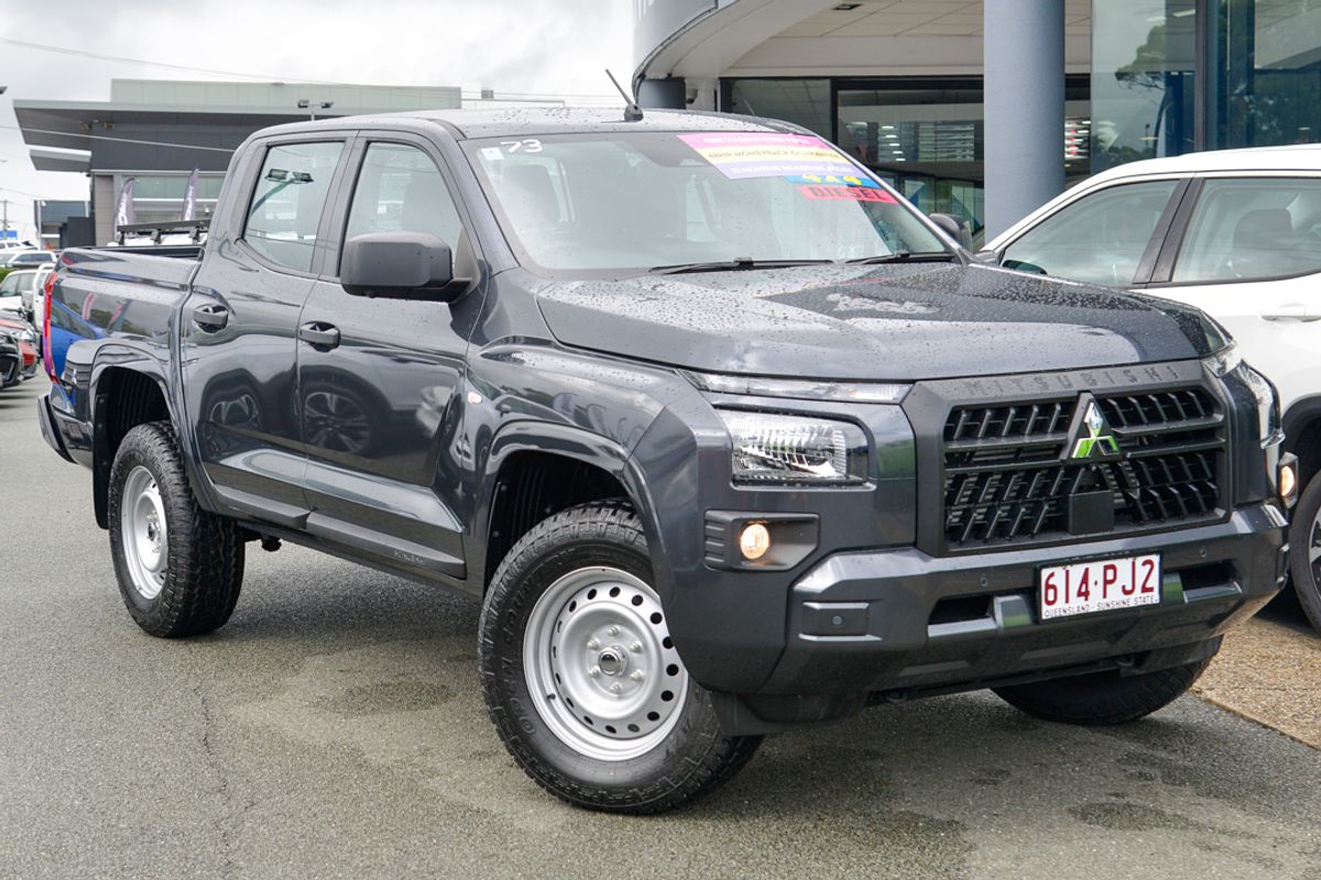2025 Mitsubishi Triton GLX MV 4X4