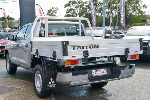 2025 Mitsubishi Triton GLX MV 4X4 thumb-4