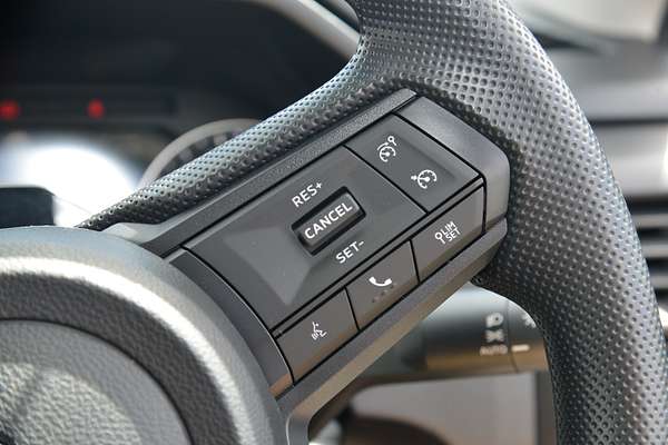 2025 Mitsubishi Triton GLX MV 4X4 thumb-13