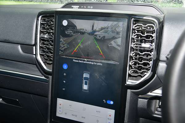 2025 Ford Everest Trend 2.0L thumb-12