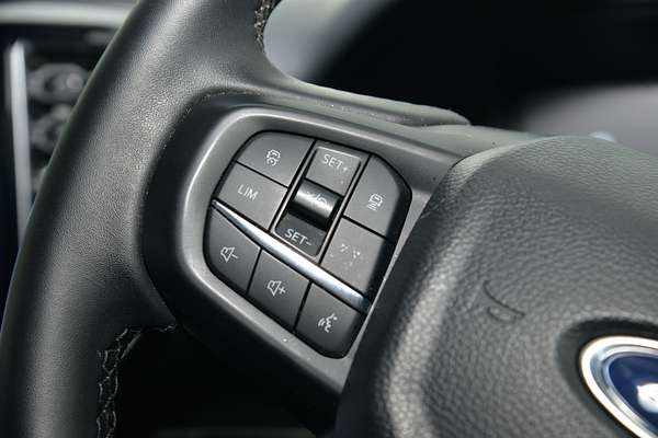 2025 Ford Everest Trend 2.0L thumb-14