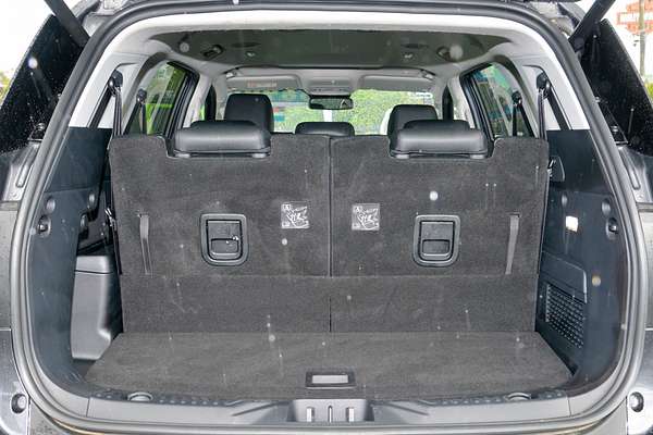 2025 Ford Everest Trend 2.0L thumb-18