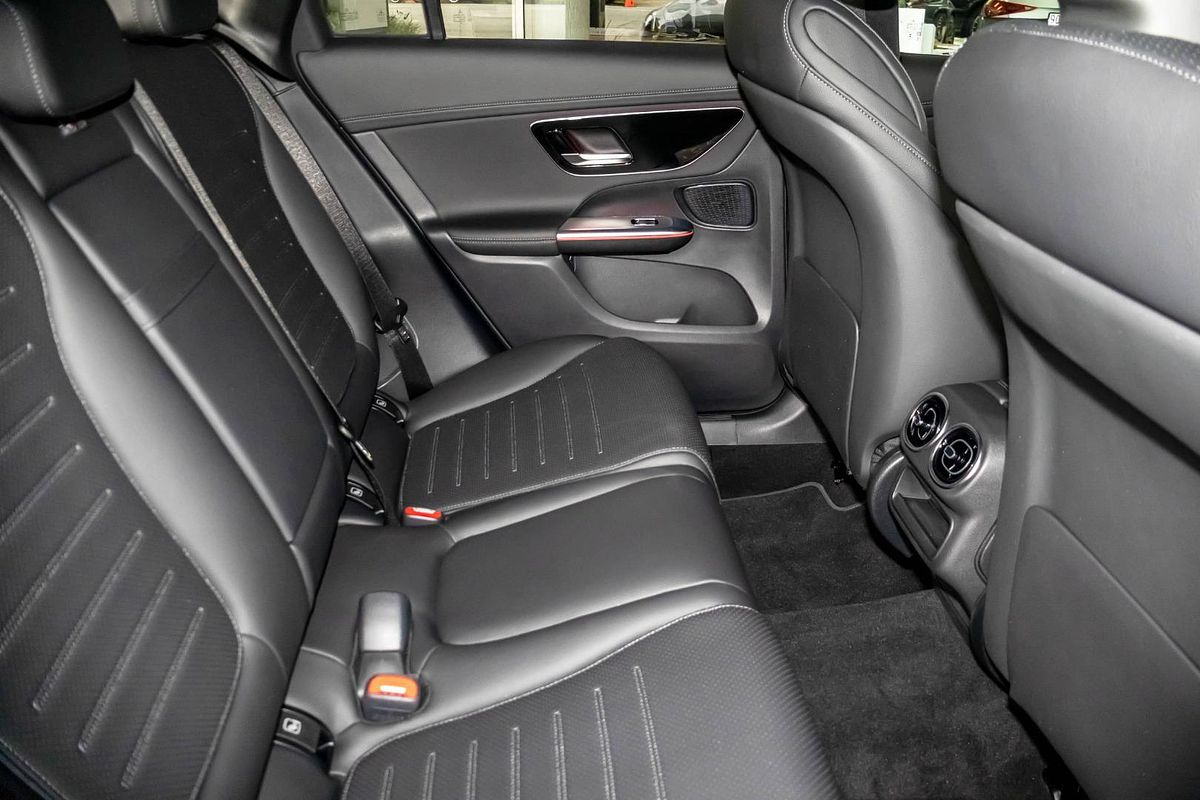 X254 805+055MY GLC200 WAG 9G 9 sp 2.0T/17kW