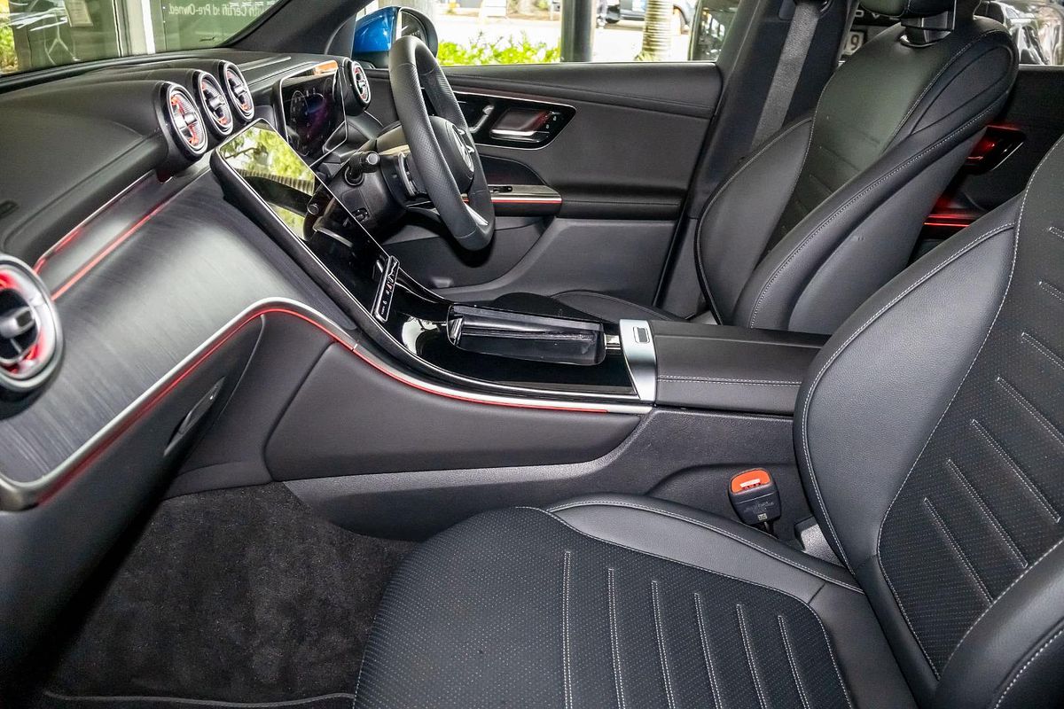 X254 805+055MY GLC200 WAG 9G 9 sp 2.0T/17kW