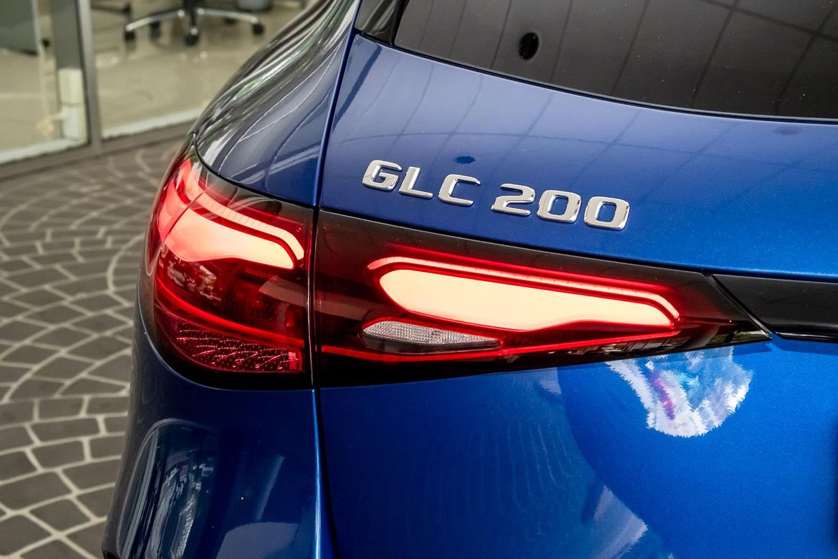 X254 805+055MY GLC200 WAG 9G 9 sp 2.0T/17kW