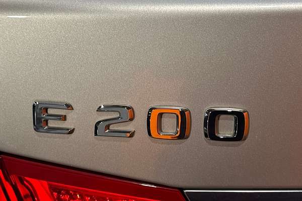 2012 Mercedes-Benz E-Class E200 BlueEFFICIENCY Elegance W212