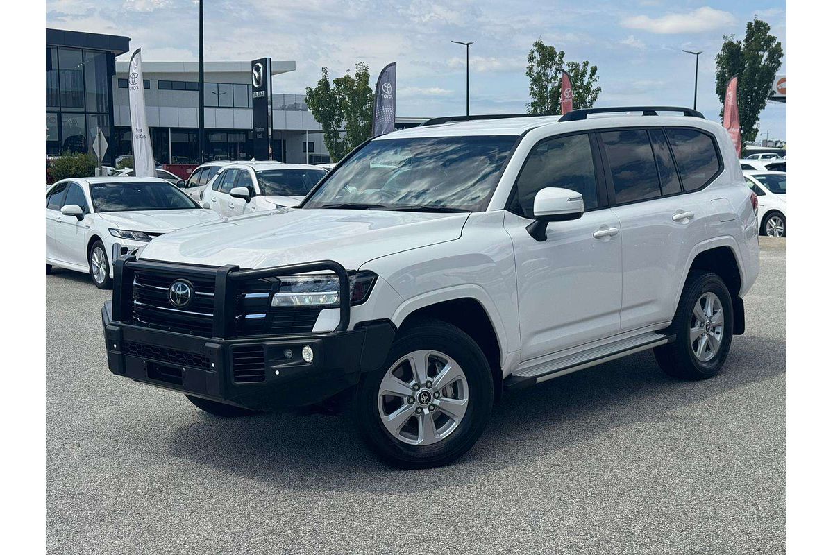 2024 Toyota Landcruiser GXL FJA300R