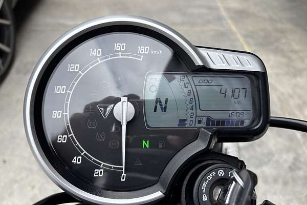 2025 Triumph SCRAMBLER 400 X