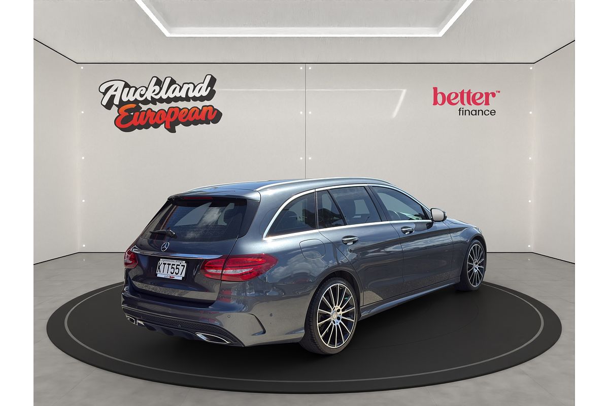 2015 Mercedes-Benz 200 AMG LINE