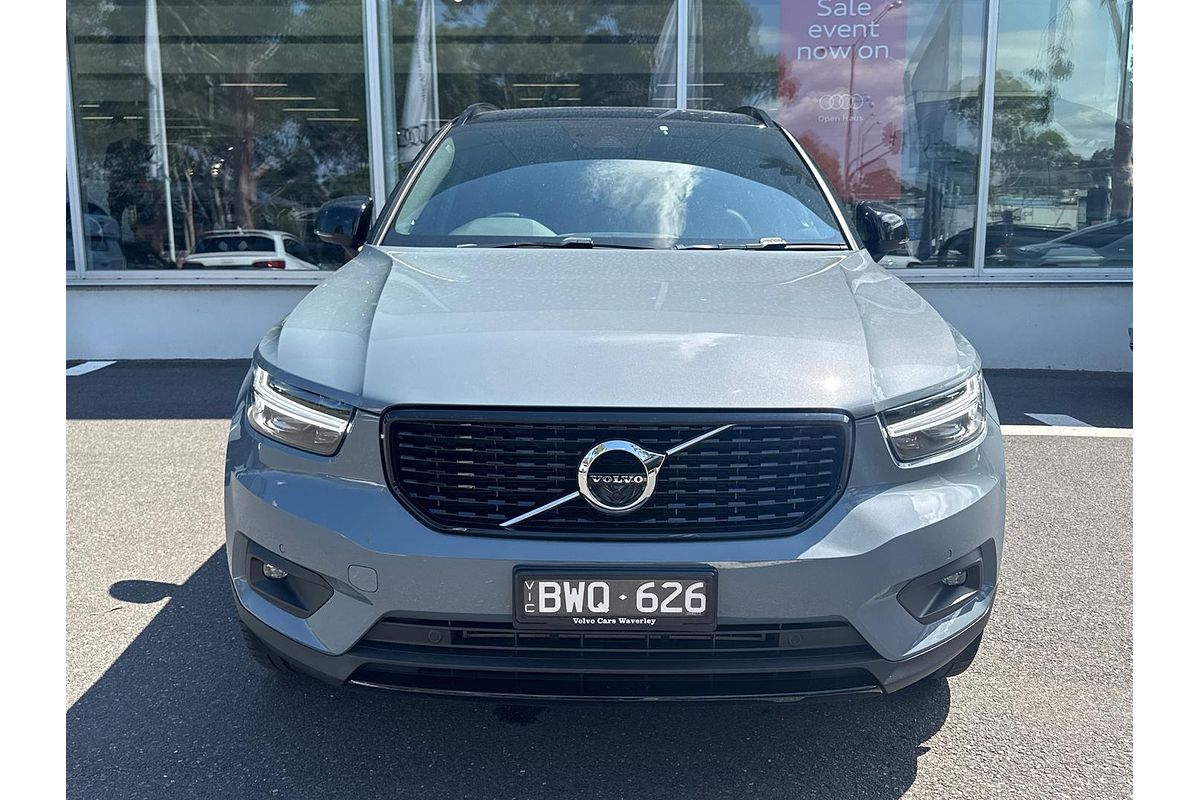 2021 Volvo XC40 T5 R-Design