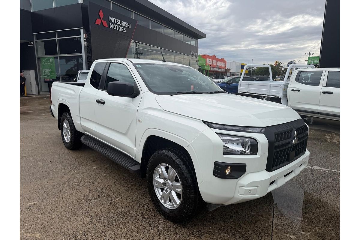 2025 Mitsubishi Triton GLX+ MV 4X4