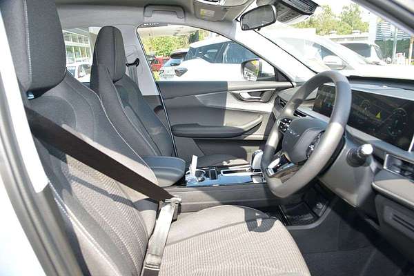 2025 Chery Tiggo 4 Hybrid Urban thumb-9