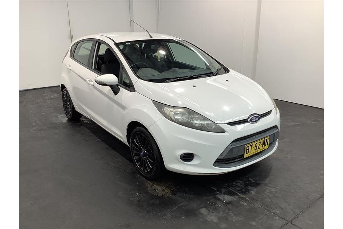 2012 Ford Fiesta CL WT