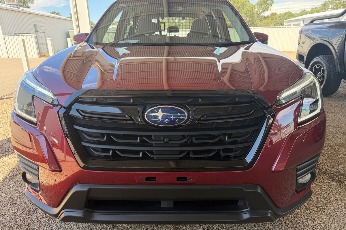 2023 Subaru Forester 2.5i Premium S5