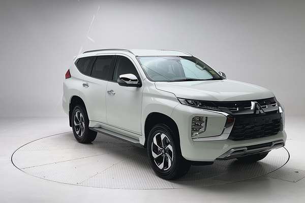 2024 Mitsubishi Pajero Sport Exceed QG thumb-1
