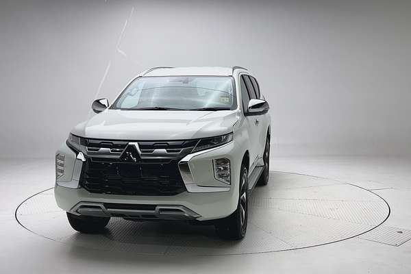 2024 Mitsubishi Pajero Sport Exceed QG thumb-2