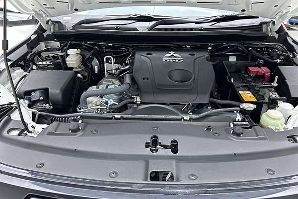 2024 Mitsubishi Pajero Sport Exceed QG thumb-10