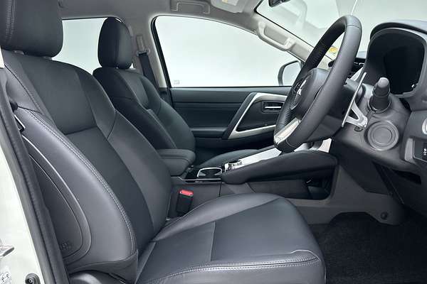 2024 Mitsubishi Pajero Sport Exceed QG thumb-12