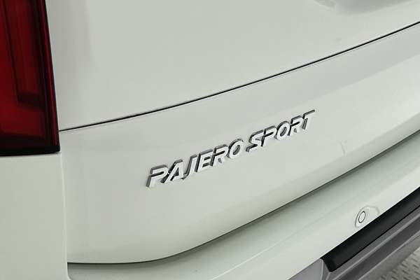 2024 Mitsubishi Pajero Sport Exceed QG thumb-21