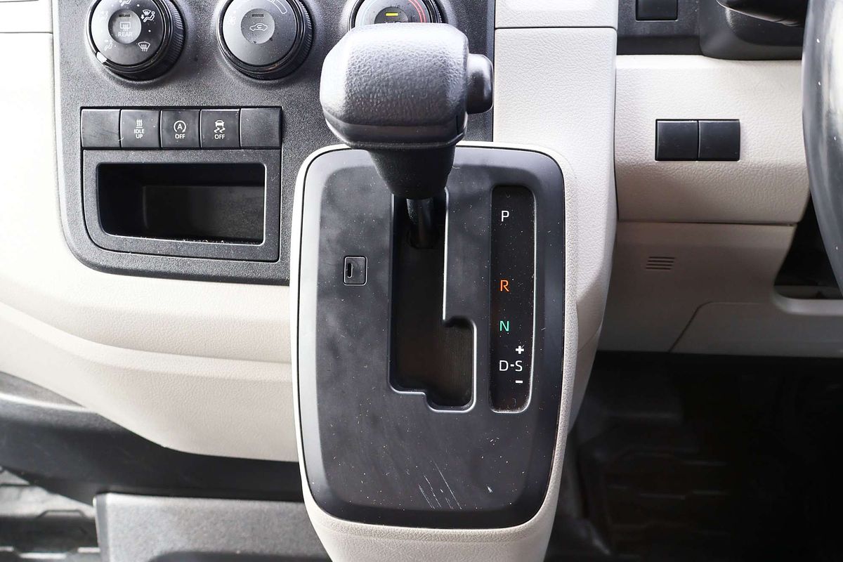 2022 Toyota Hiace GDH300R LWB