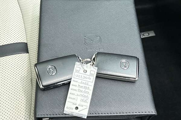 2025 Mazda CX-60 D50e GT KH Series thumb-22