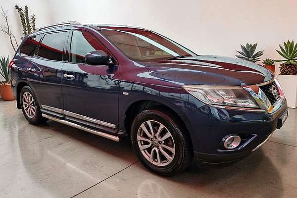 2016 Nissan Pathfinder ST-L R52