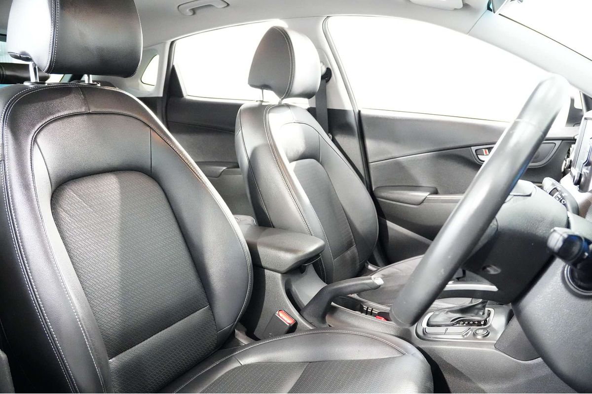 2020 Hyundai Kona Elite OS.3