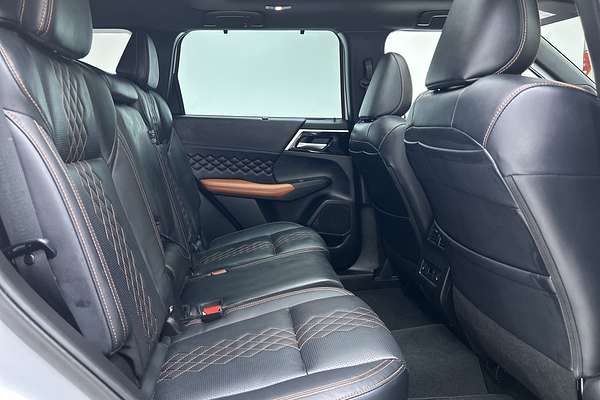 2023 Mitsubishi Outlander Exceed Tourer ZM thumb-11