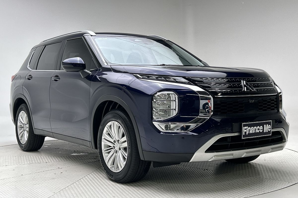 2024 Mitsubishi Outlander LS ZM
