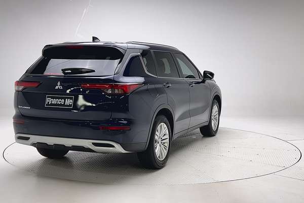 2024 Mitsubishi Outlander LS ZM thumb-1