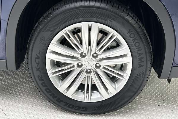 2024 Mitsubishi Outlander LS ZM thumb-9