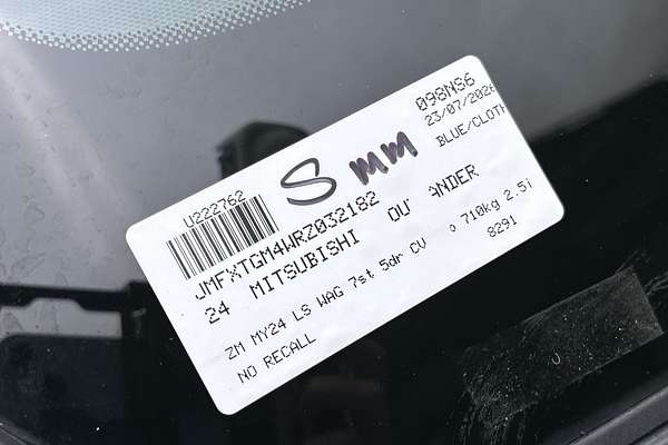 2024 Mitsubishi Outlander LS ZM thumb-23