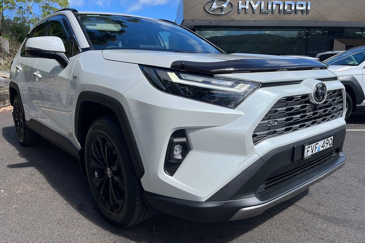 2025 Toyota RAV4 Cruiser AXAH52R