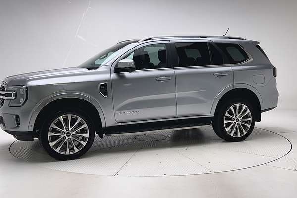 2024 Ford Everest Platinum 3.0L thumb-6