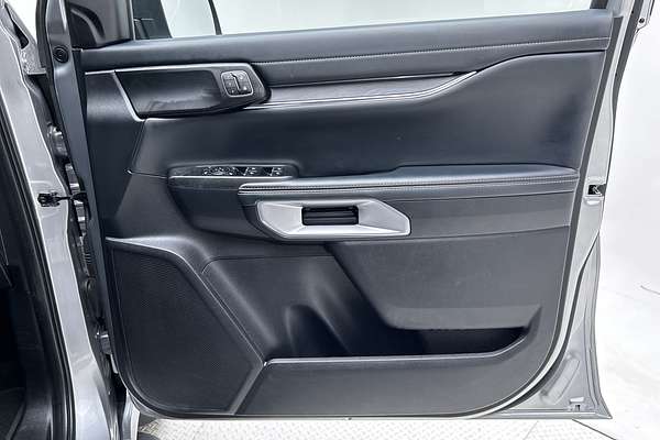 2024 Ford Everest Platinum 3.0L thumb-18