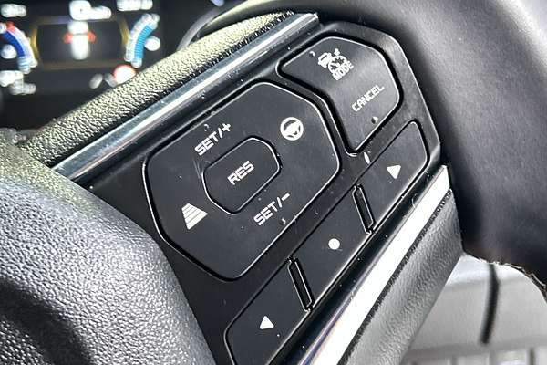 2023 Isuzu MU-X LS-T thumb-17