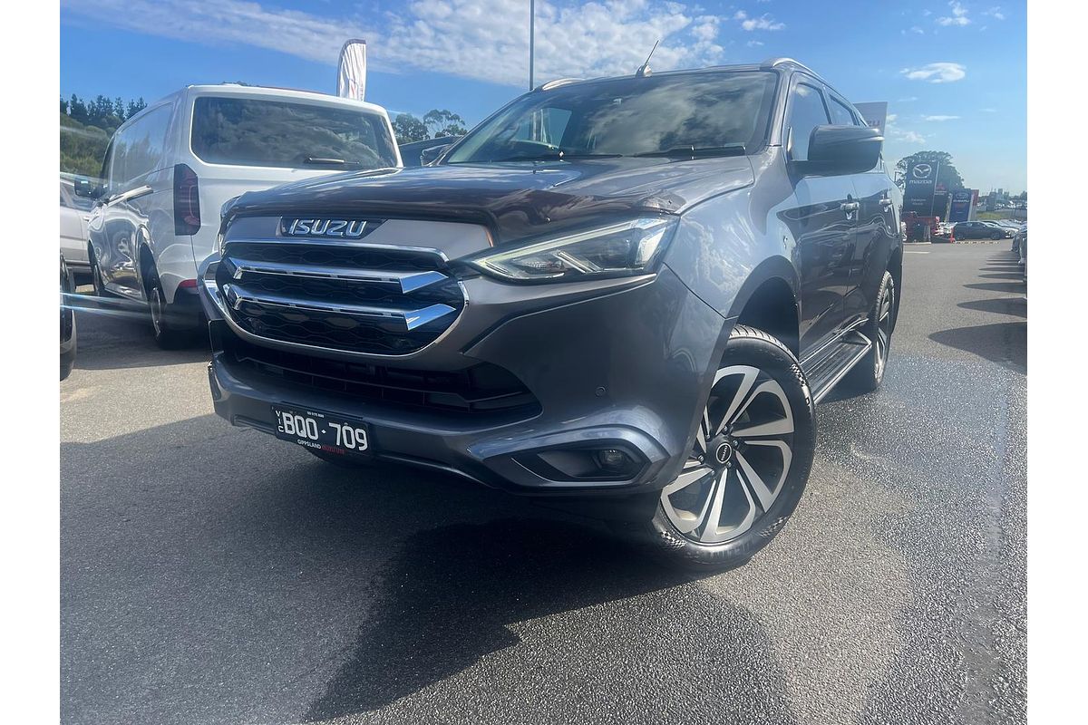 2021 Isuzu MU-X LS-T