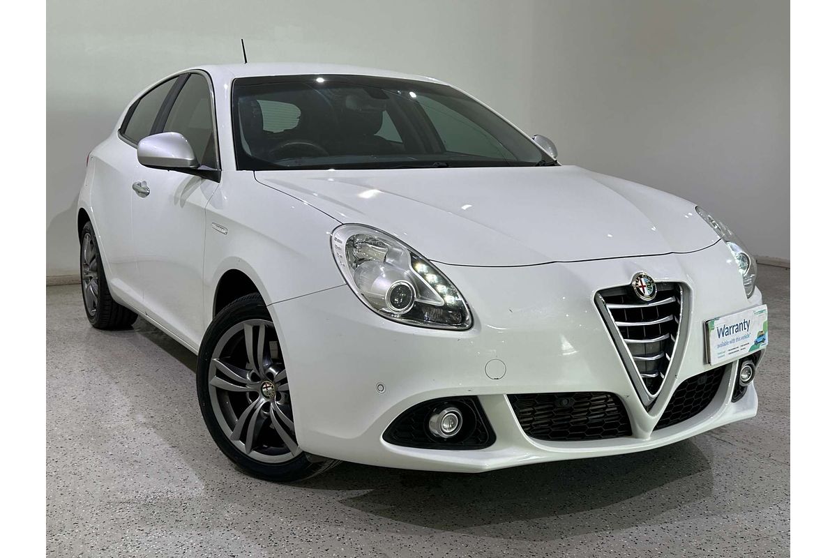2015 Alfa Romeo Giulietta Distinctive Series 1
