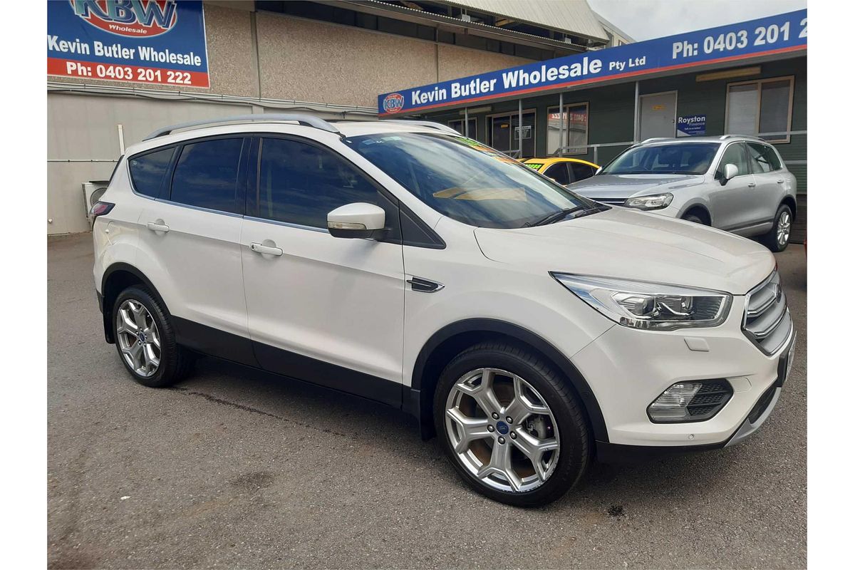 2017 Ford Escape TITANIUM (AWD) ZG