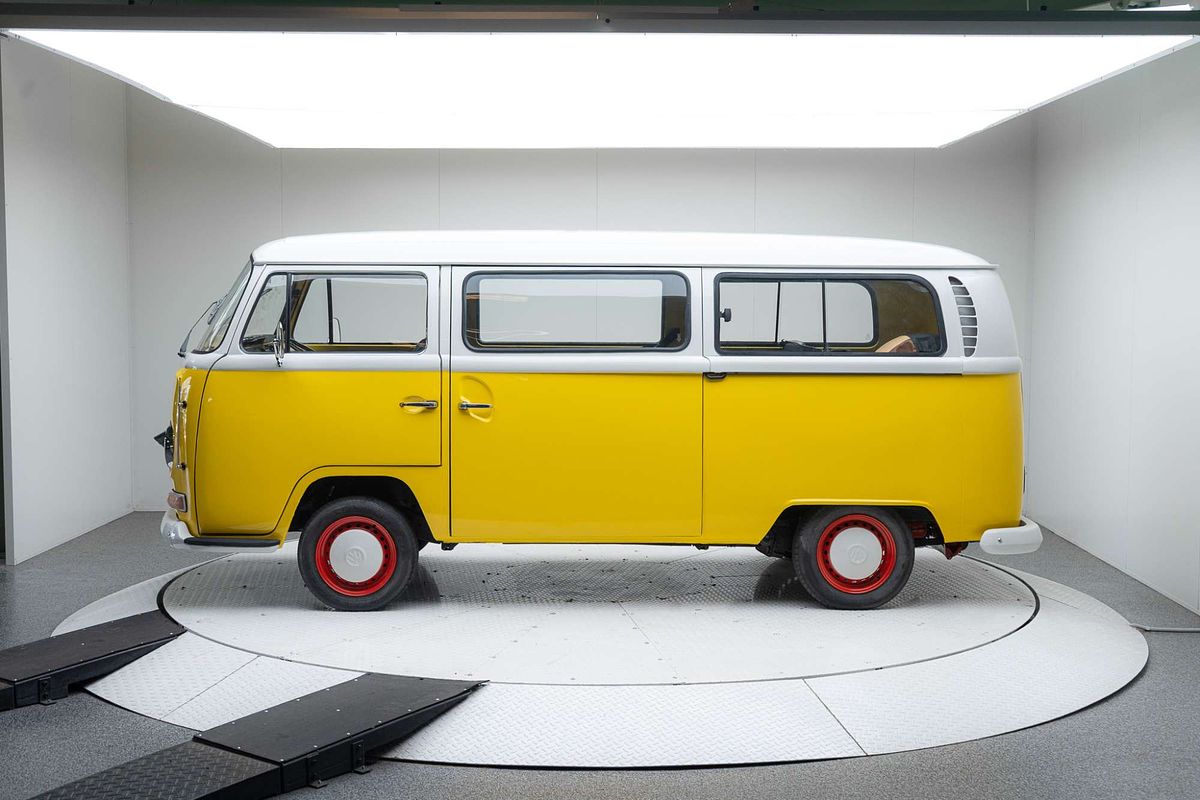 1971 Volkswagen Kombi Transporter Microbus Type 2