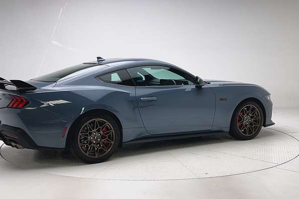 2025 Ford Mustang GT FO thumb-2