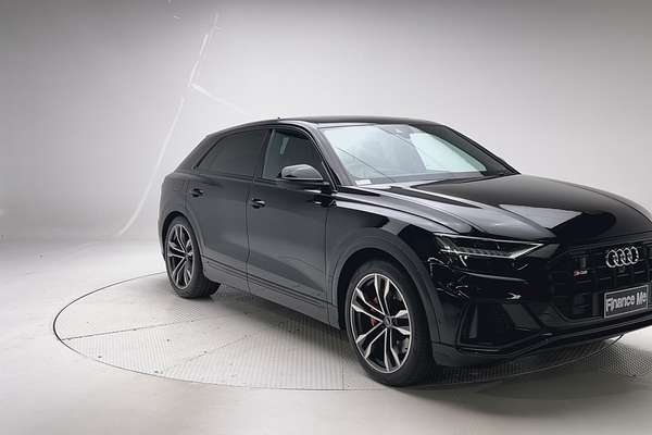 2020 Audi SQ8 TDI F1 thumb-1