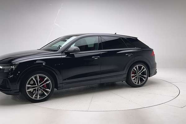 2020 Audi SQ8 TDI F1 thumb-3