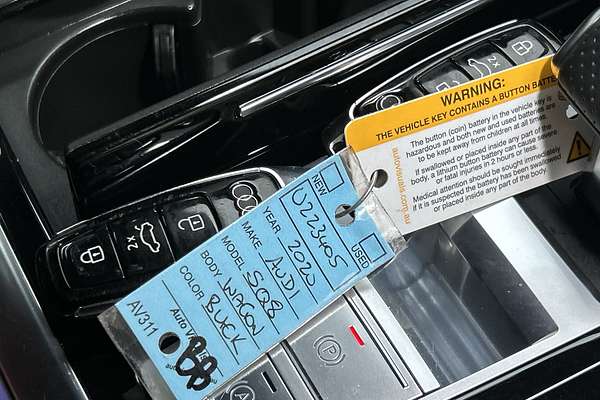 2020 Audi SQ8 TDI F1 thumb-22