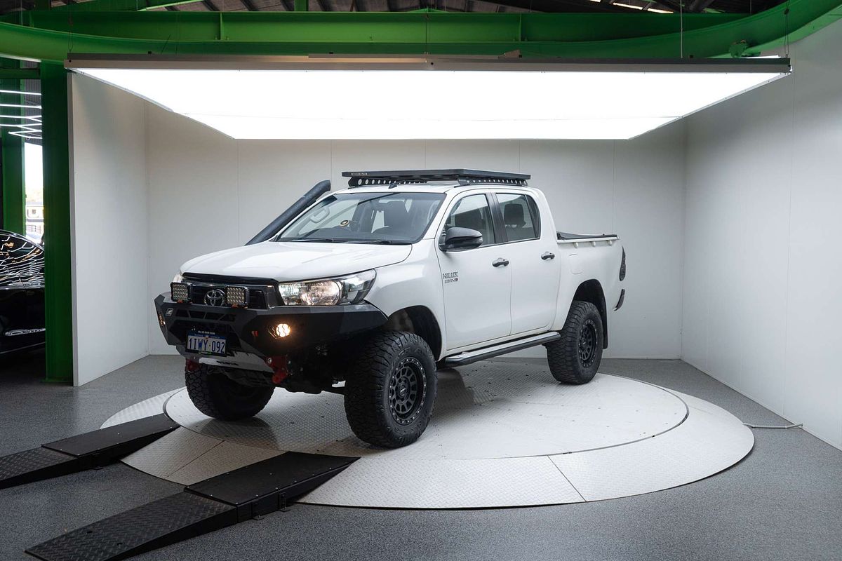 2018 Toyota Hilux SR GUN126R 4X4